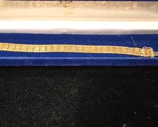 14 k gold bracelet