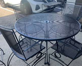 wrought iron patio furniture