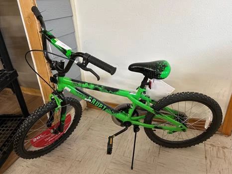 Pacific 20" Kids' Bike - Erupt Green