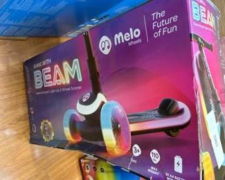 Melo Beam 3 Wheel Kick Scooter with Light Up Wheels