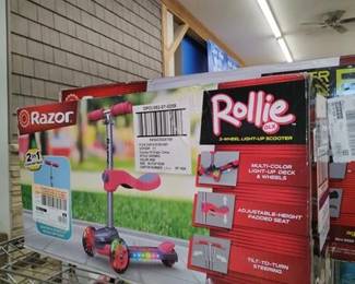 Razor Rollie DLX Kick Scooter - Red