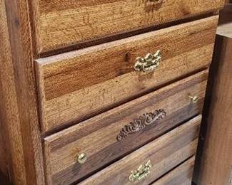 5 Drawer dresser