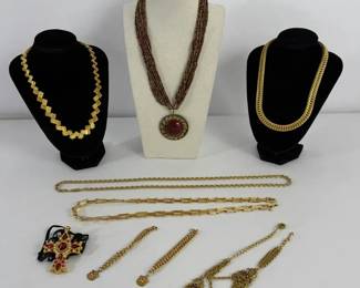 Costume Gold Tone Necklaces, Chains, and 10K Gold Pendants
