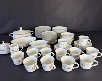 Noritake Jacqueline 6670 Gold Trim China Dinnerware, Japan