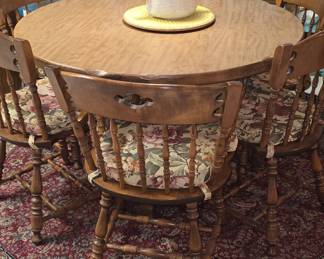 Round Kitchen Table with 6 Chairs and 2 Leaves