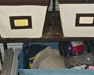 Caps - Belts - Scarves