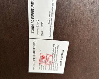 B20 - $95. Coffee Table on wheels. Measures 26" x 48" x 19" tall. 