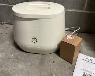 B92 - $125. Lomi by Pela Composter. Needs cleaned but looks to be in good condition!