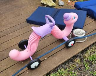 Toddlers Ride along worm $25