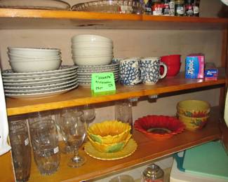 VTG Tienshan 28pc "Hearts" Dinnerware Service