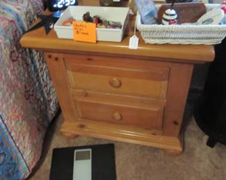 Broyhill "Fontana" Night Stand