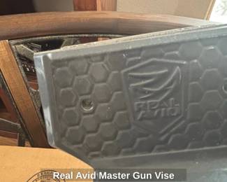 Real Avid Master Gun Vise third image