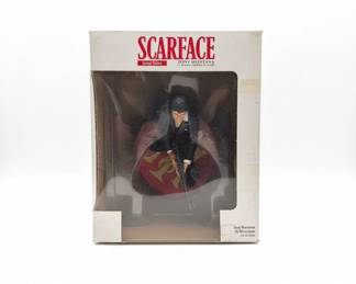 SD Toys Movie Icons Scarface Tony Montana Say Hello to My Little Friend Figure third image
