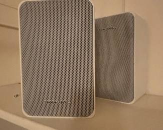 Realistic Minimus Speakers and JVC Super VHS VCR second image