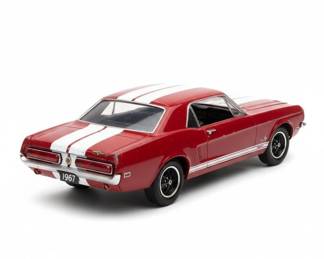 Ford Mustang Shelby GT Fastback Model Car second image