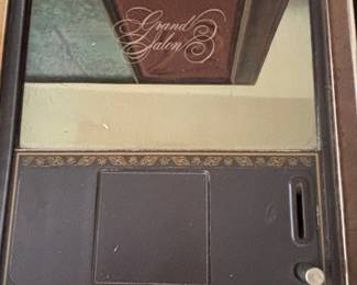 RockOla Grand Salon Jukebox fourth image