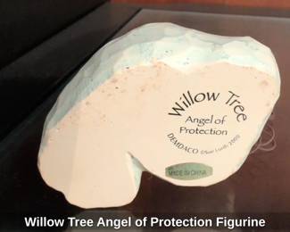 Willow Tree Angel of Protection Figurine second image