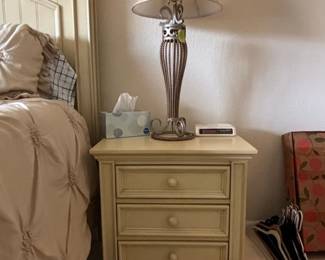 Signature Design by Ashley Realyn Cream Drawer Nightstand
