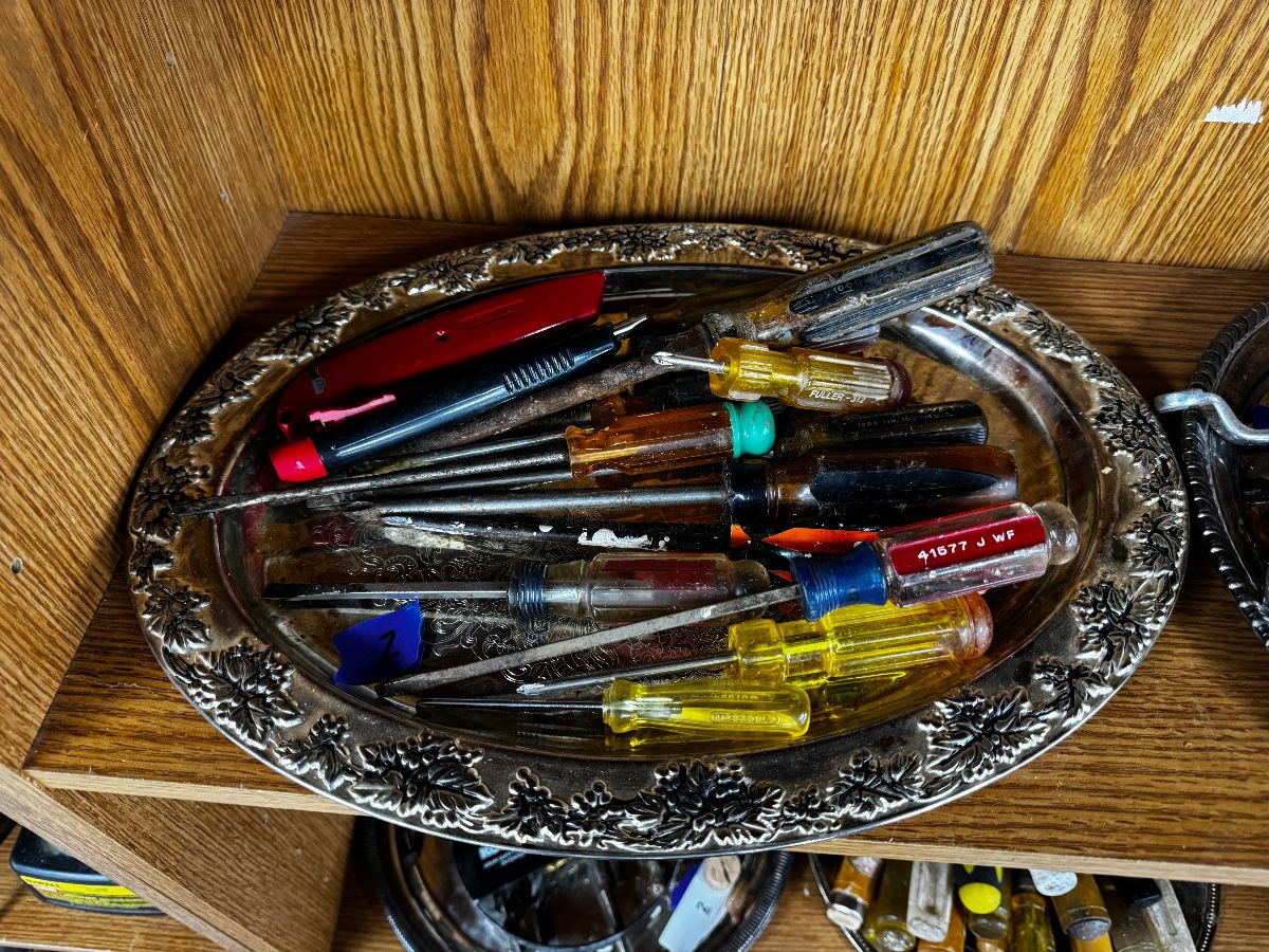 Assorted Lot of Screwdrivers