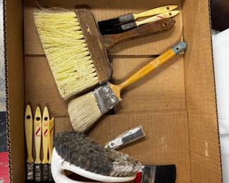 Paintbrushes 