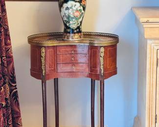 French Style Kidney Shaped Side Table