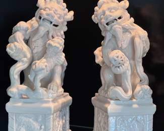 Vintage Blanc de Chine Foo Dogs