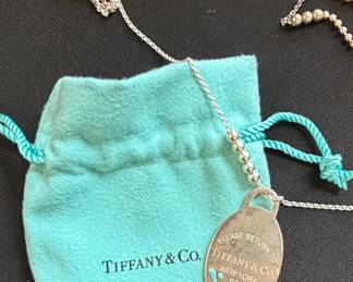 Tiffany  Co. Return to Tiffany Color Splash Oval Tag Necklace