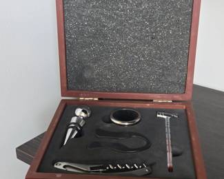 Wooden Wine Accessory Set