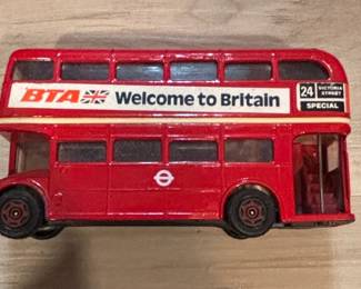 Corgi AEC Routemaster BTA Welcome to Britain Double Decker Bus