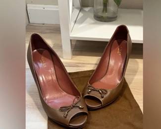 Gucci Lambskin PeepToe Bow Heels