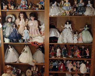 Armand Marseille, Kestner, Effenbee, Krammer Reinhardt, Kopplesdorf, Nancy Ann, Madame Alexander, antique, Dolly Parton Barbie, Little Rascals, Elvis, Jackie O, Care Bears, Cabbage Patch Kids, Strawberry Shortcake, doll clothes and furniture, display cases