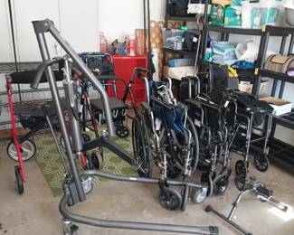 assistive devices, rollater, wheel chairs, hoyer lift, medical supplies
