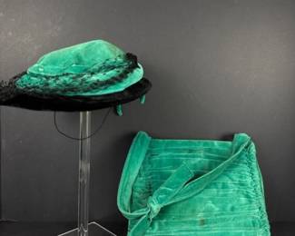 081 vintageshermanstlouisgreenvelvetha