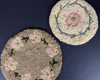 125 pairofvintagehandhookedwoolfloral