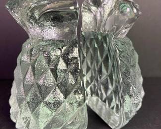 252 solidglasspineapplebookends