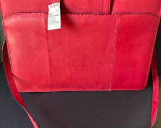 281 avenuesinleatherredleatherportfolio