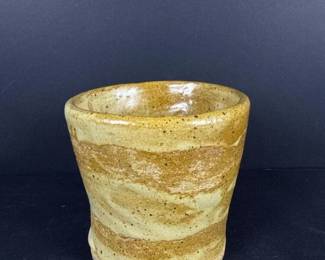 104 handmadestonewarecupsmgartistmark