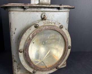 175 vintagesteellanternmodel