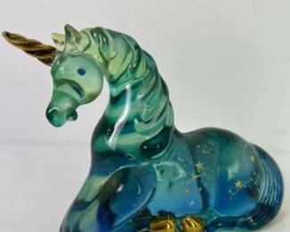 215 glassunicornfigurinebluegreenwithg