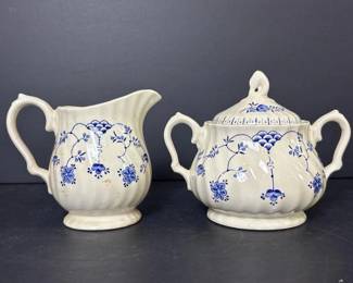 198 myottmeakinenglandbluefloralcreamer