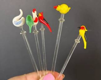 062 fiveverysmallhandblownglassbirdsw