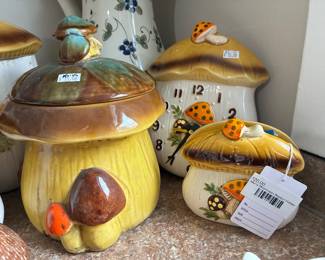 Merry Mushroom Napkin Holder 