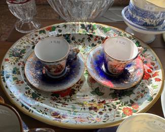 Teacups & Saucers 