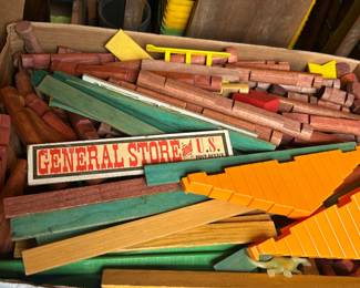 Large box of Lincoln logs
