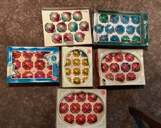 More bulbs-some shiny brites