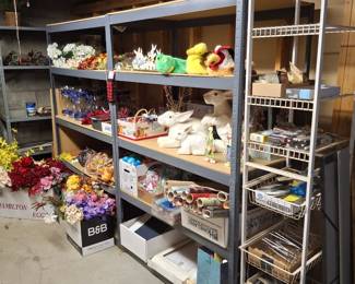 Big Selection of Holiday Items!