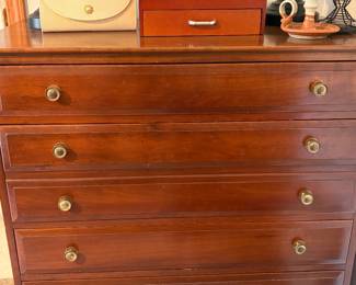 Matching Willett Dresser