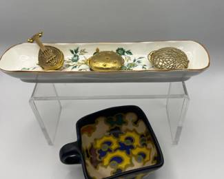 Decorative Collectibles Lot – Gouda, Staffordshire & Vintage Compacts