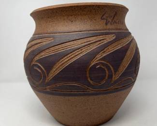 Distinct Artisan Handcrafted Pottery Vessel – Signed L. Wilson