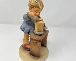 Hummel “A Fair Measure” Figurine #345